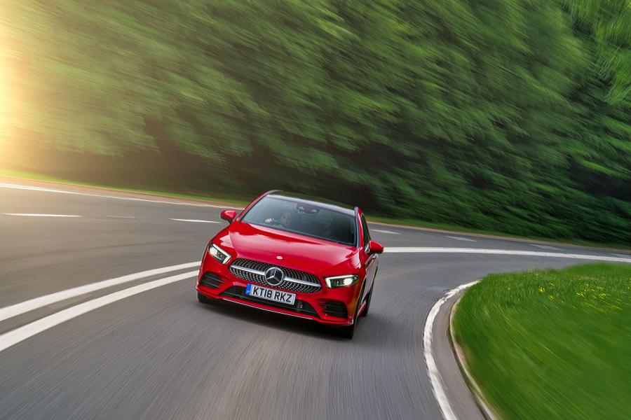  Mercedes-Benz A250 AMG Line (W177) 2018 года  (UK) (фото 9 из 13)